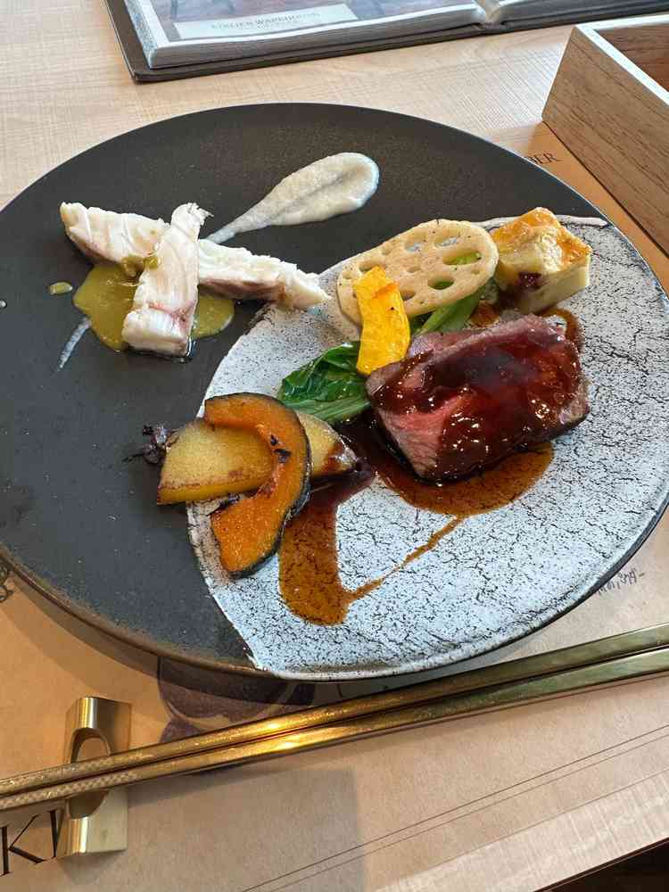 試食会では前菜、メイン、立派なデザートまでついており、とても美味しかったです。