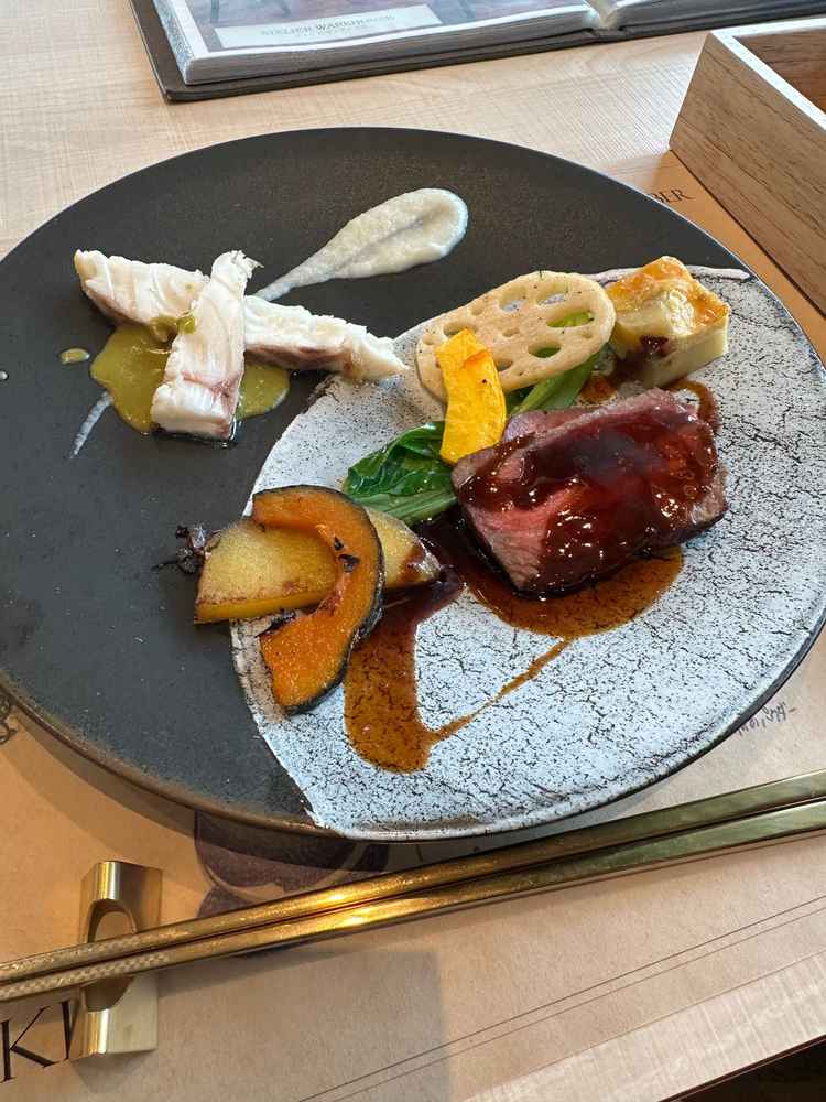 試食会では前菜、メイン、立派なデザートまでついており、とても美味しかったです。