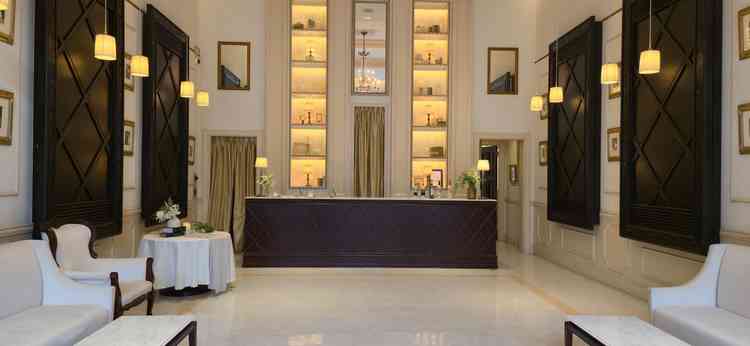 天井が高く実際の面積より開く見えた