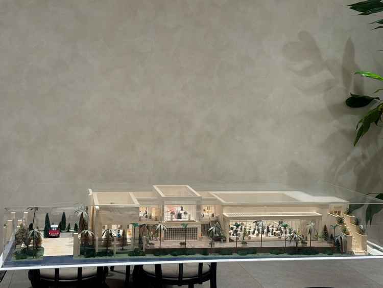 会場全体のイメージが分かる模型で、当日の動線も想像しやすかったです。