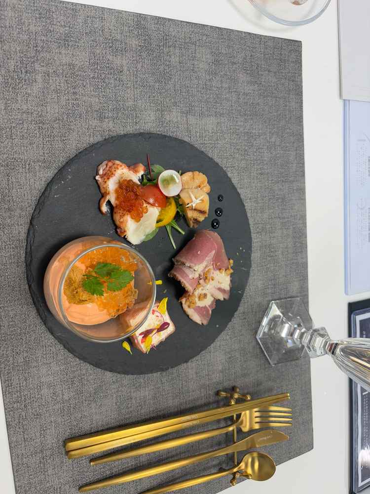 50種類の中から選べる物の中から5種類試食させて頂きました。