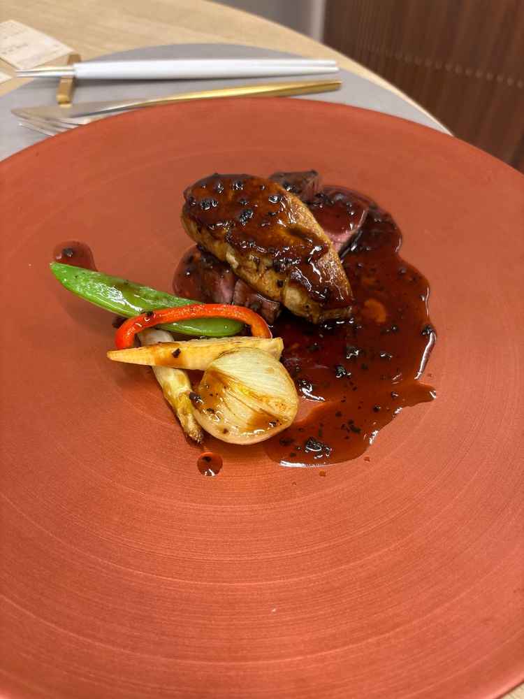 牛肉とフォアグラ