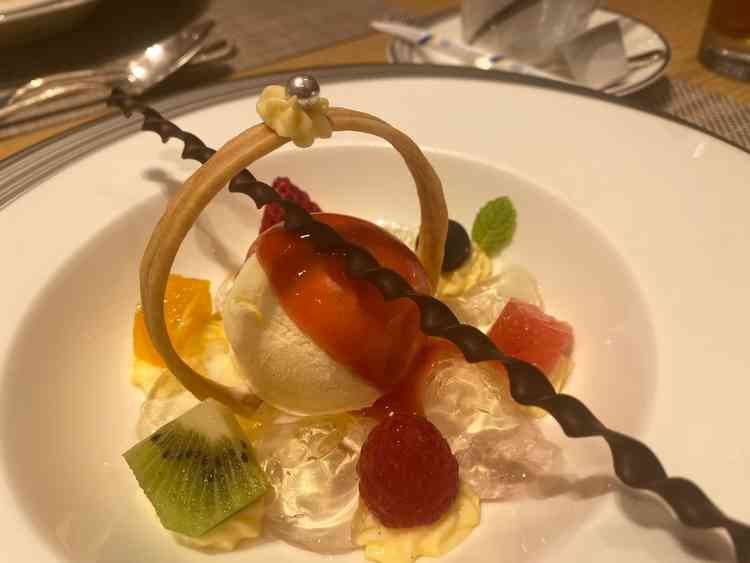 試食デザート指輪デザイン
