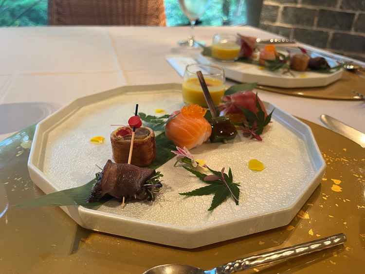 試食でいただいた料理です。奈良の食材を使った料理とのことで、コンセプト含め満足度が高かったです。