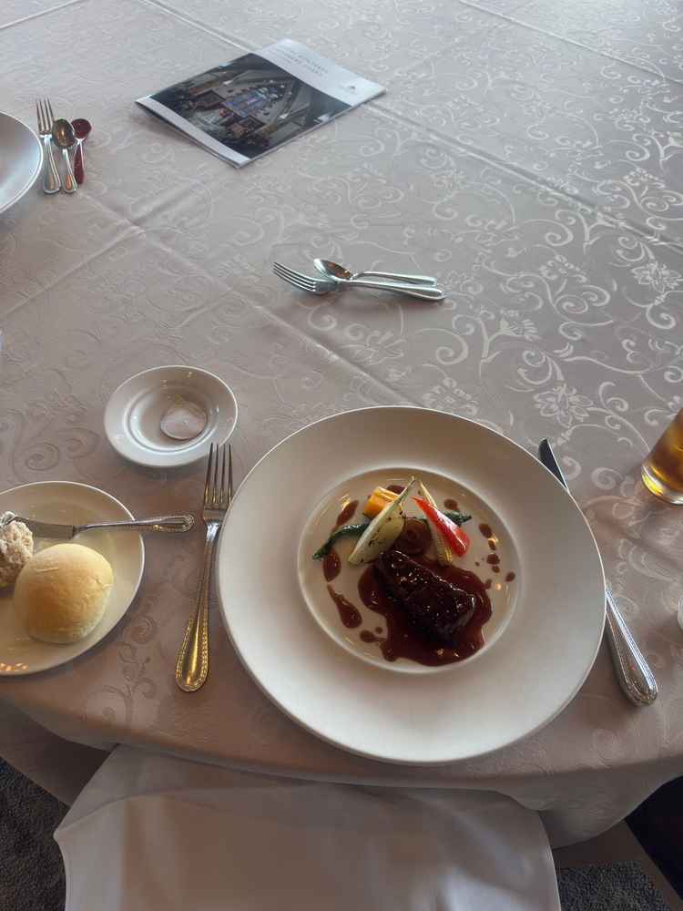 ハーフコースを体感でき料理がとても美味しかったです。