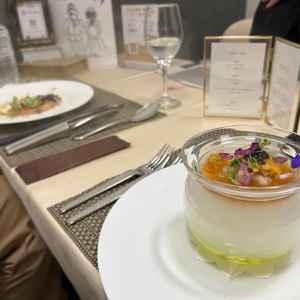 新郎新婦の希望や思い出を取り入れてくれる料理は面白そう。試食も美味しかったです！