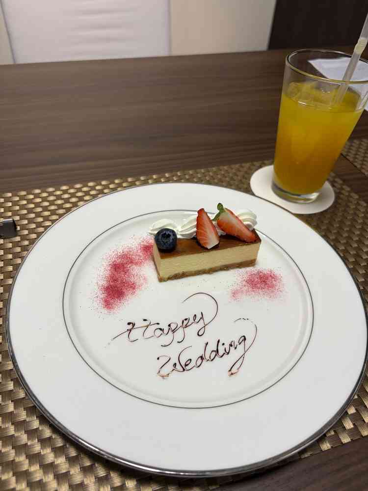 試食その2。アレルギーの対応もしっかりしてくれていた。