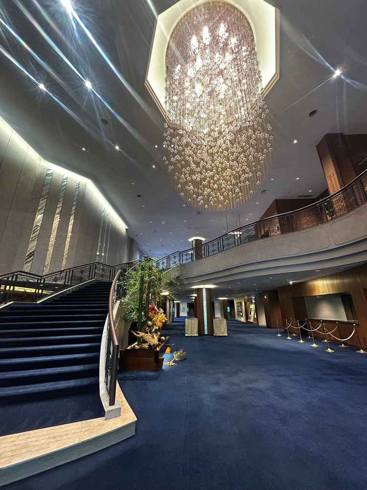 エントランスロビー