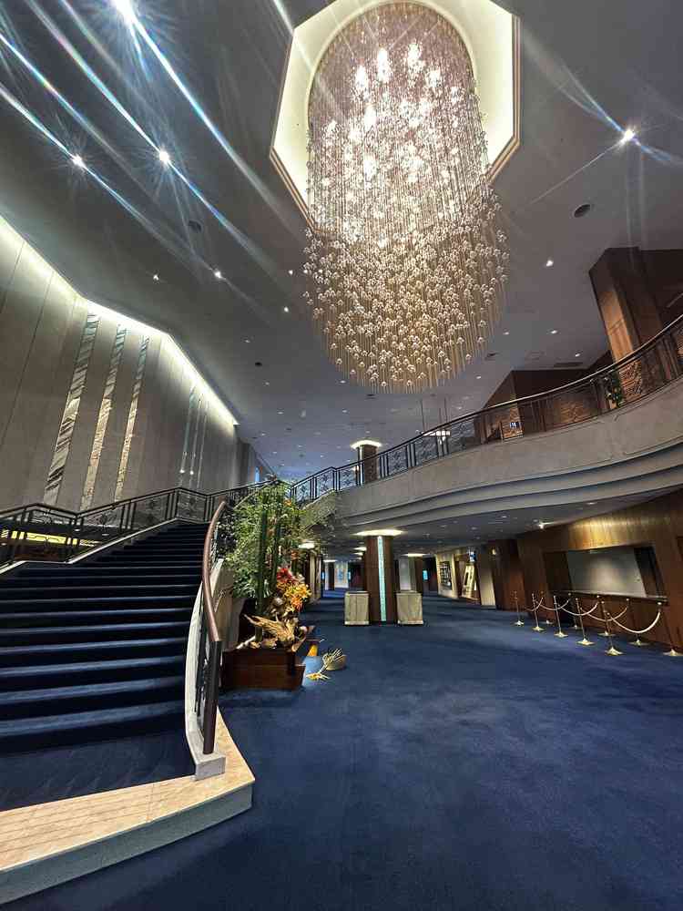 エントランスロビー