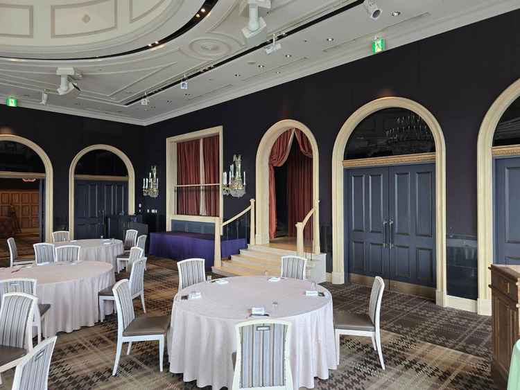 披露宴会場（ブラックバージョン）