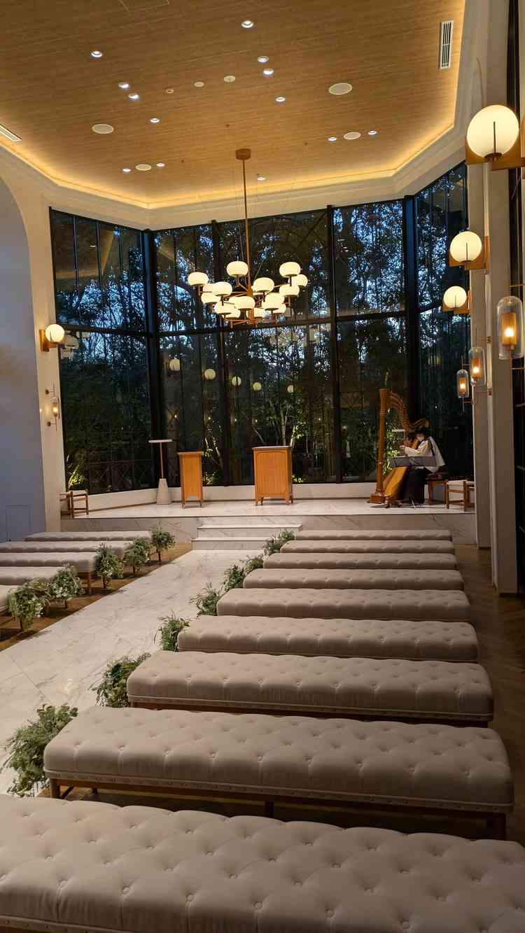 自然が見えるチャペル