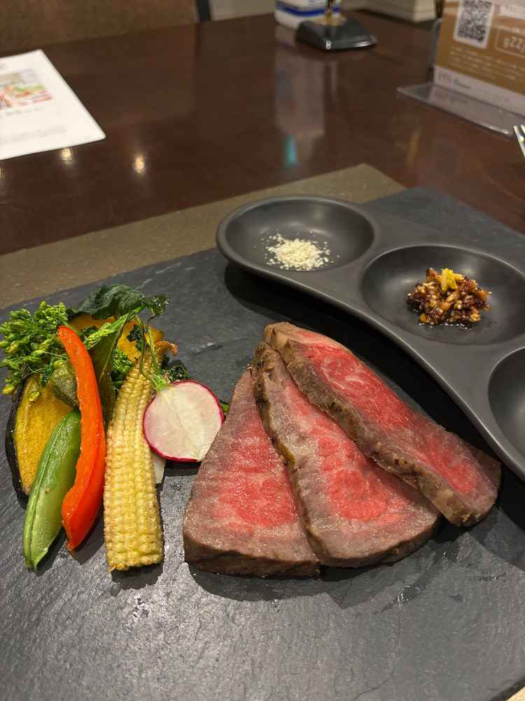 試食のお肉、弾力があり凄く美味しかったです。