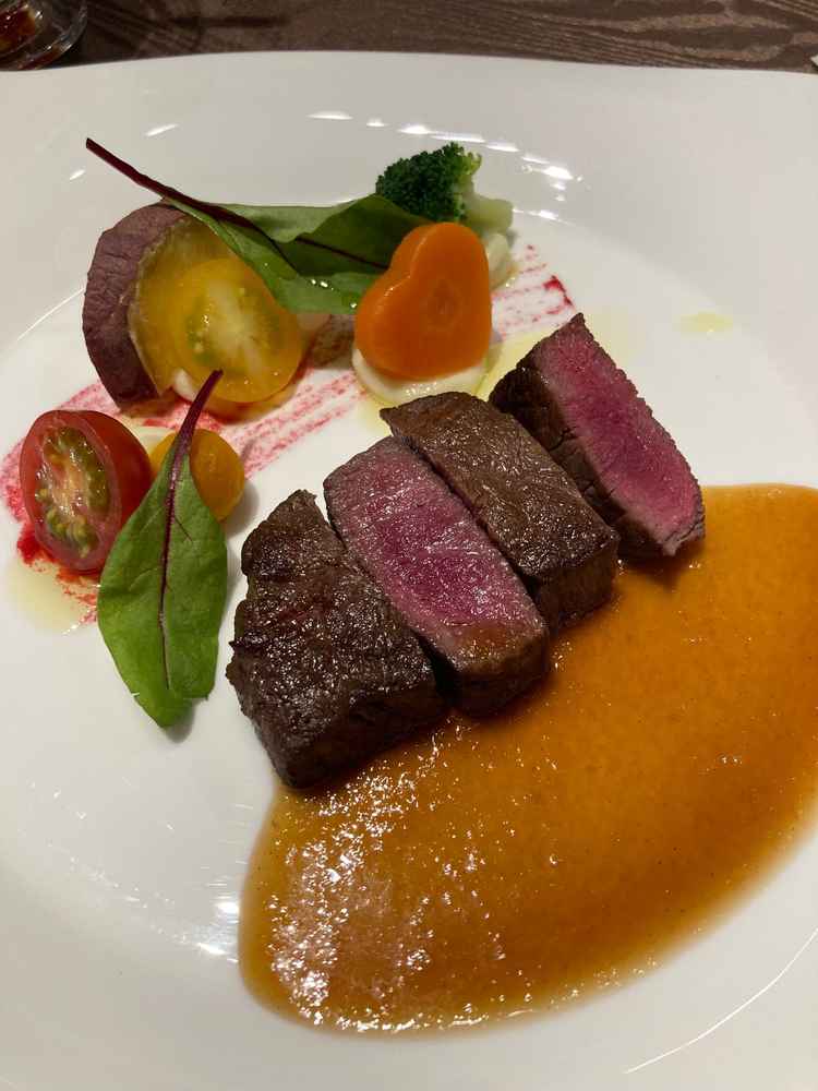 メインのお肉が柔らかくて美味しかったです