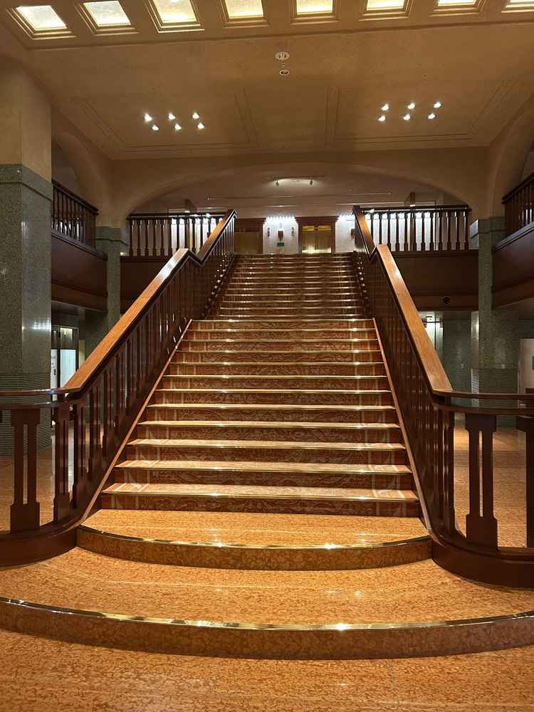 ロビーにある大階段