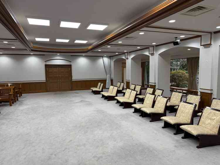 式から披露宴までの待合室