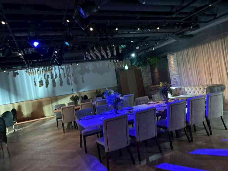 披露宴会場でライトでの演出をやっていただけたので、イメージが湧きました。