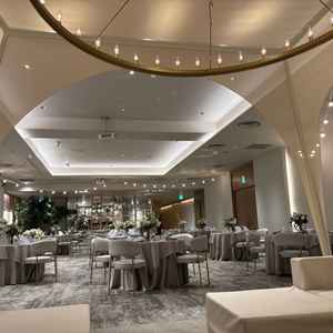 グランピング風の披露宴会場です。