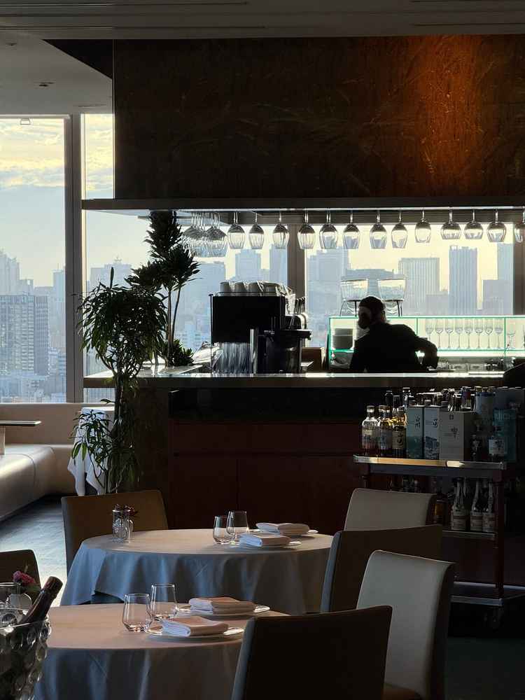 バーも併設されていました。