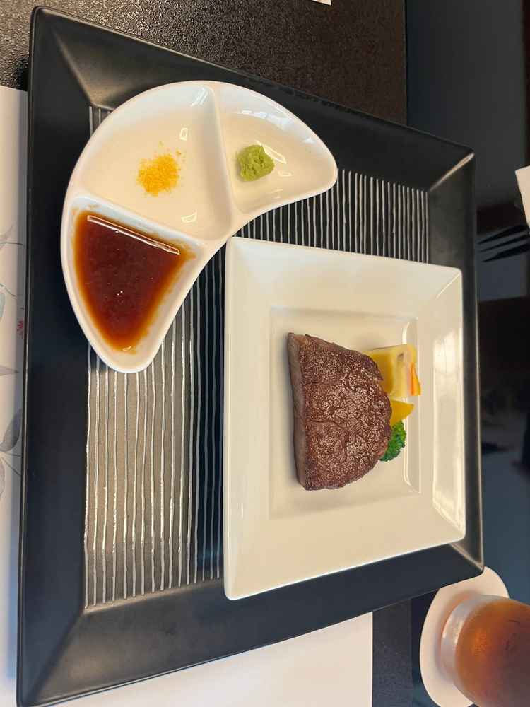 試食のフィレ肉柔らかくて美味しかった。