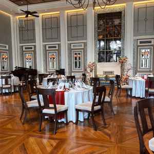 披露宴会場は落ち着きがあって良かった