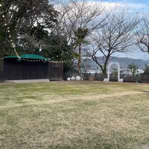 広いガーデンがあるので、好きなように飾り付けをしてガーデンウェディングも楽しむことができます。