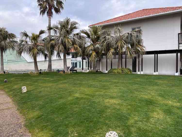 海だけではなく緑もたくさんあり、沖縄のような感じがしました。