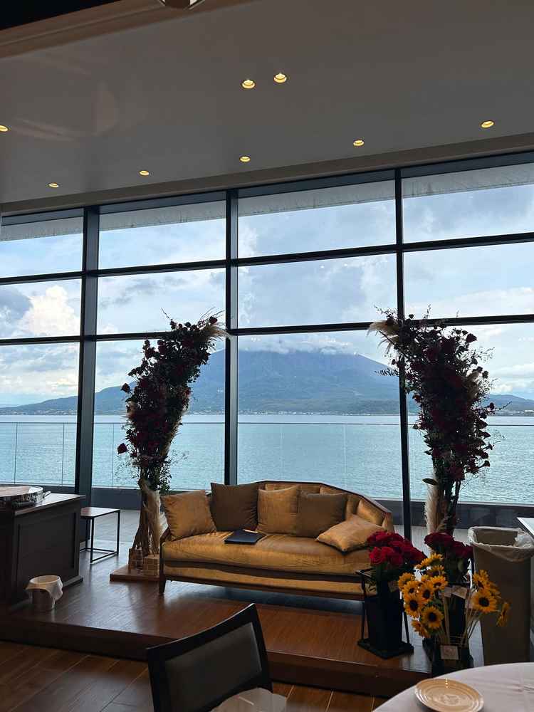 二つめの披露宴会場からの桜島