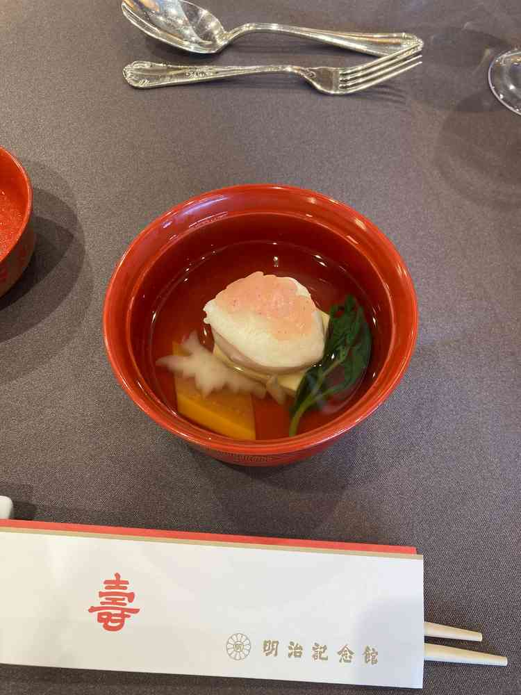 試食会で頂いたお椀。とっても上品で美味。