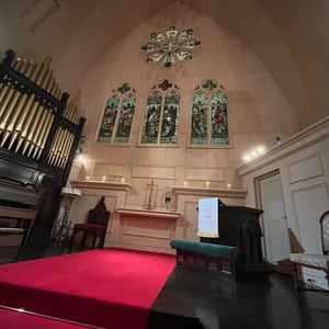 移設された教会でクラシカルな雰囲気でした。