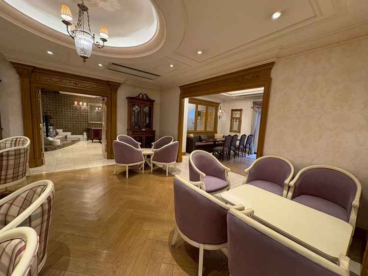 ちょっとポップな待合室が可愛いかったです！