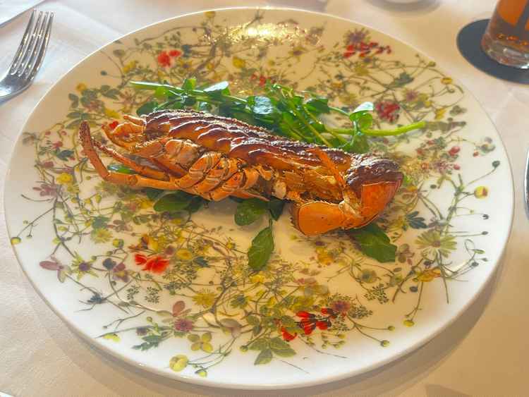 試食のオマール海老のテミドール