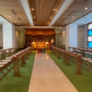 和装での結婚式はここがオススメだと感じました。古き良き結婚式になると感じるとても素敵な式場です！