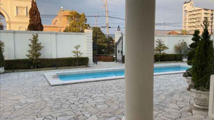 披露宴会場から出られる外の空間