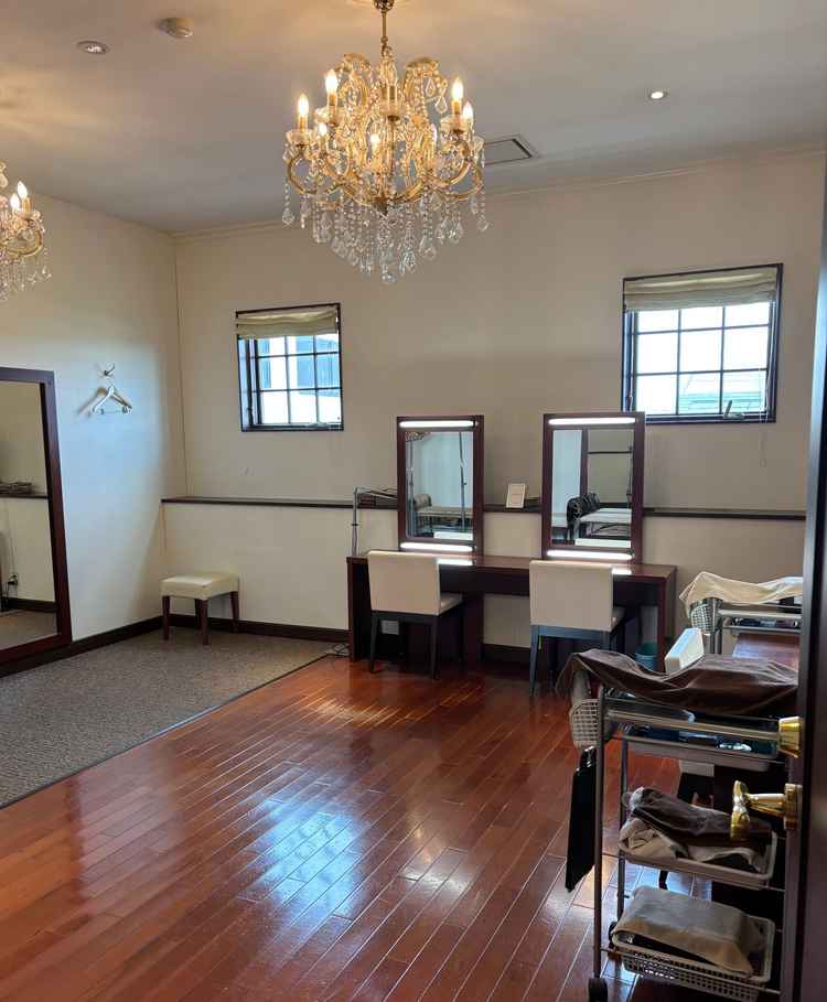 女性用着替えの場所