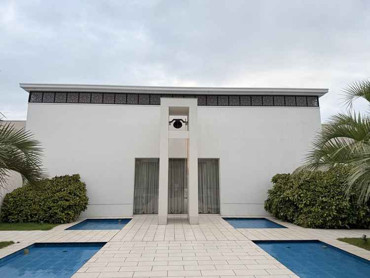 チャペル前の通路