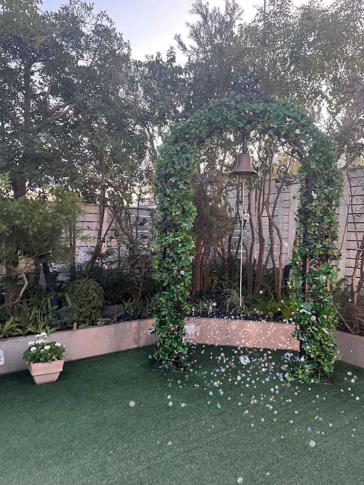 屋上の写真です。フォトスポットを設定したり出来るようです。