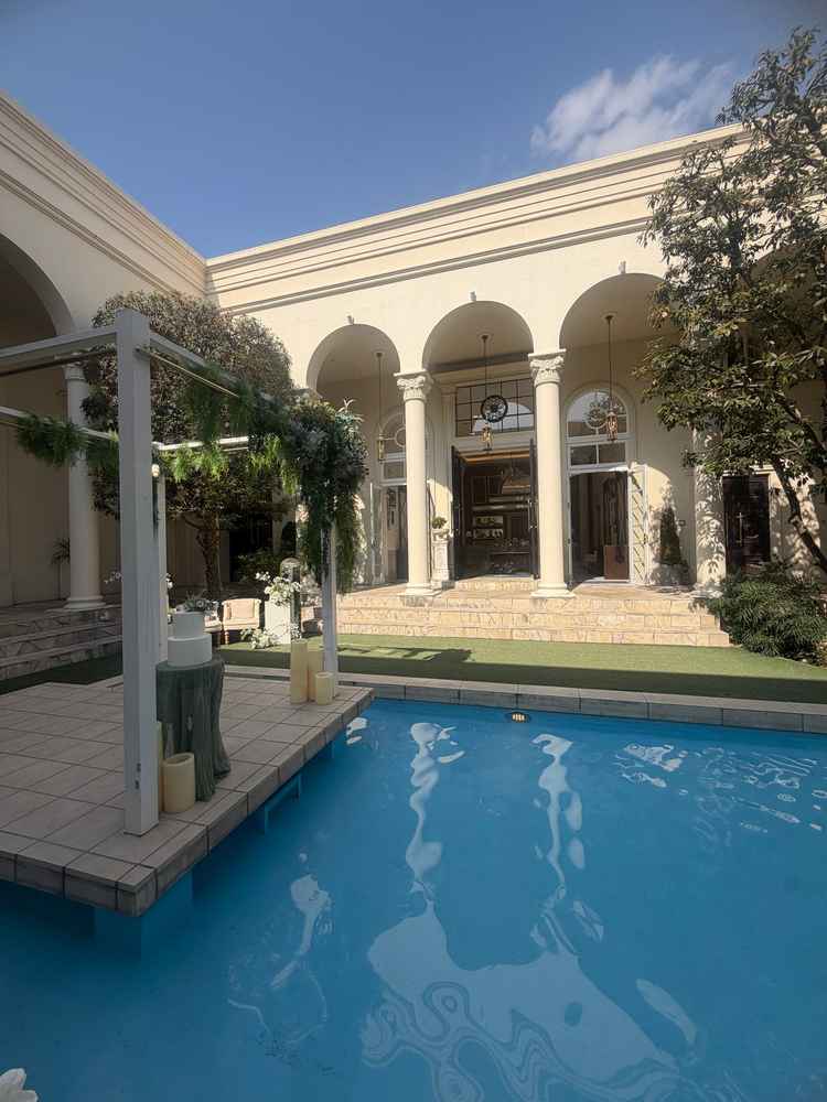 まるまる貸切だからできるガーデンの自由な使い方！！プール付きのガーデンで、高級感満載