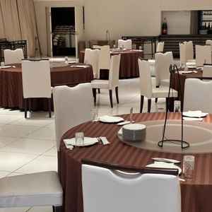 こちら宴会場ラプソディです。明るい雰囲気があり素晴らしかったです。