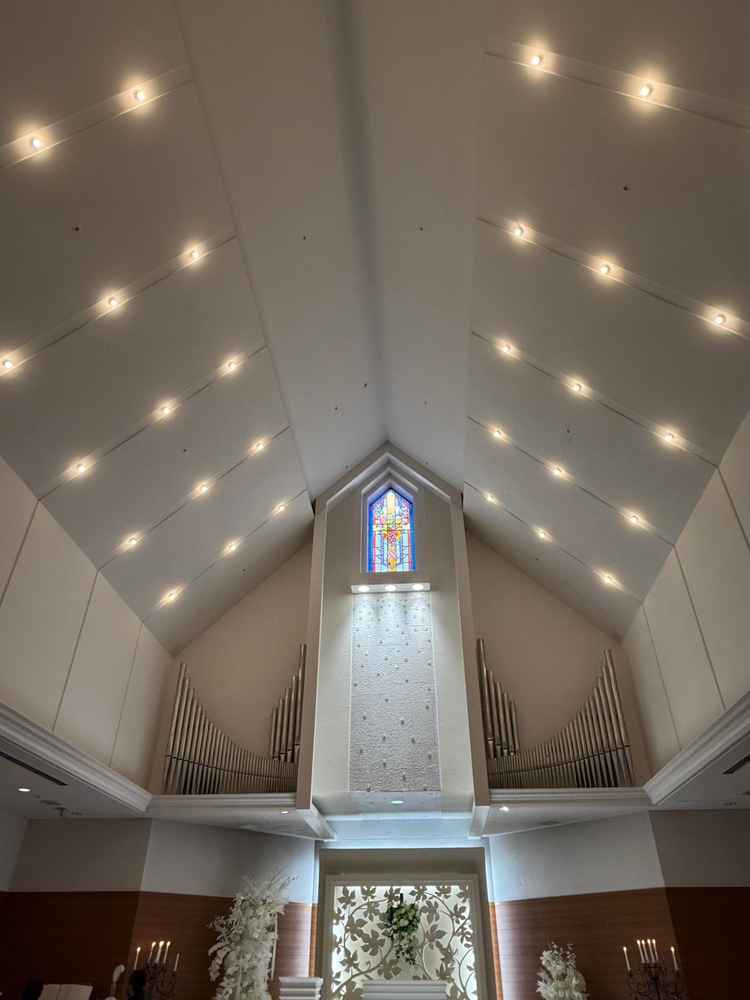 チャペルです。想定していたよりも綺麗で素敵でした。