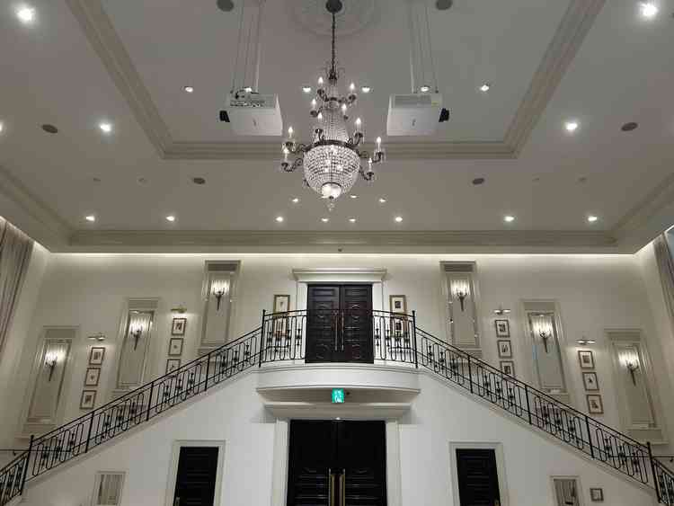 披露宴会場の大階段。