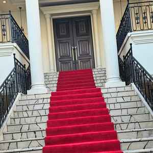 チャペルまでの階段。