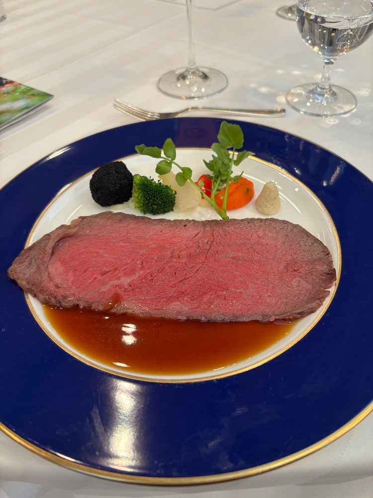 試食のローストビーフ