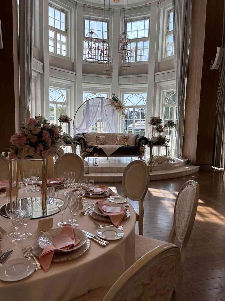 サンタモニカの披露宴会場はプリンセスみたいに可愛い