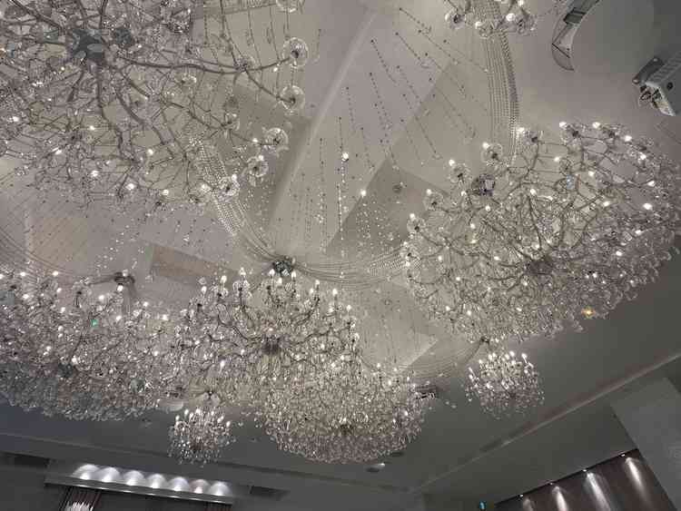 シャンデリアがとても綺麗だった。