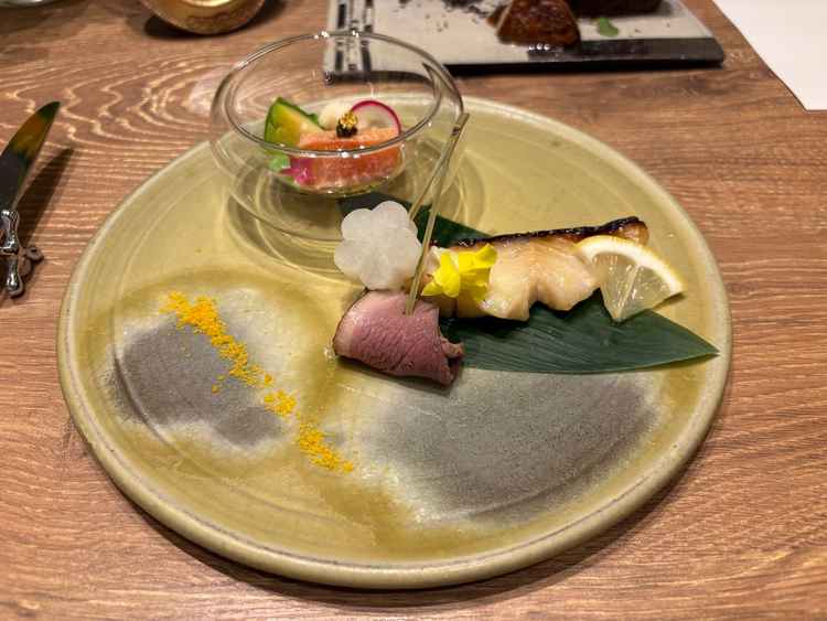 試食。とにかく和食が美味しかった。西京焼き絶品。