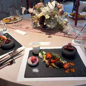 試食。お野菜が種類によって様々な調理法で熱されておりこだわりを感じたし味もとても美味しかったです。