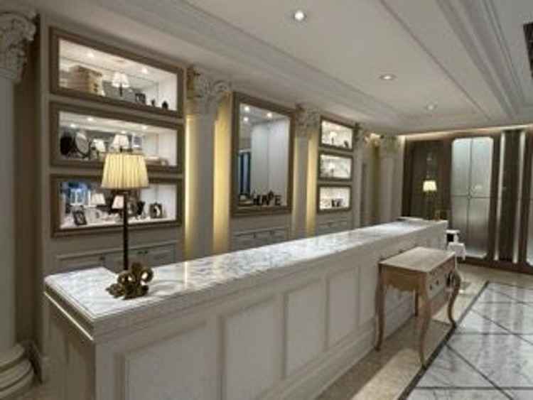 参列者が名前など記入しやすい高さの受付。