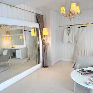 ホテルスイートルームのフィッティングルーム