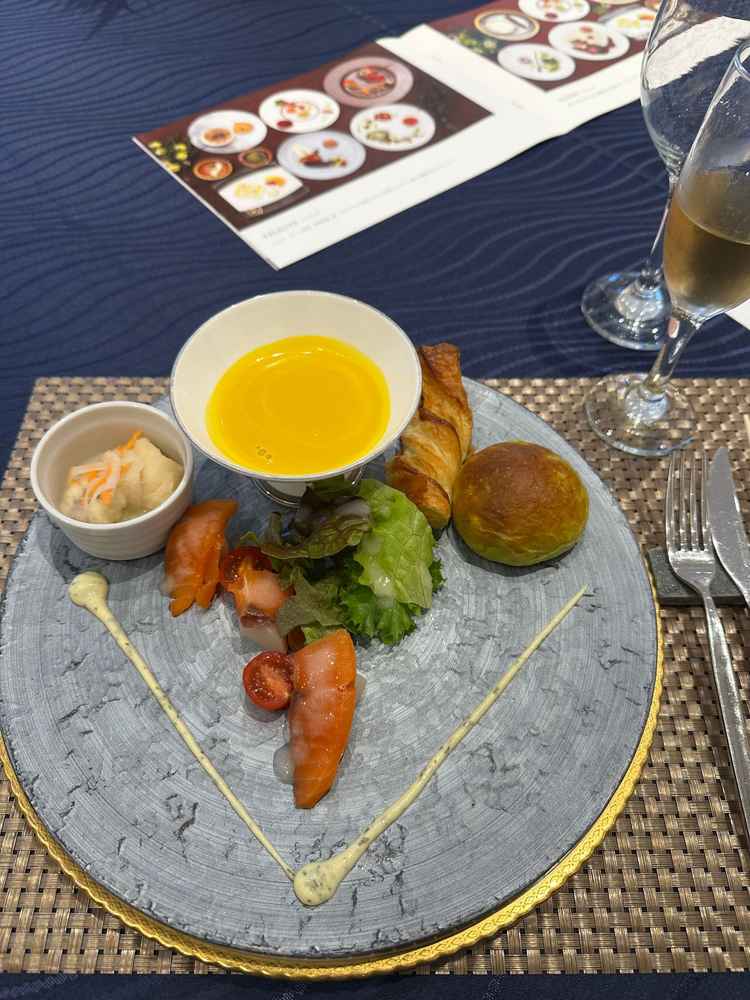 カボチャのスープがかなり美味しい