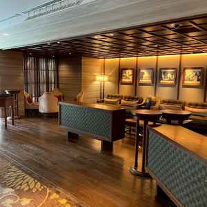 ゲストの待合室で生演奏もあるようでとても気に入りました。